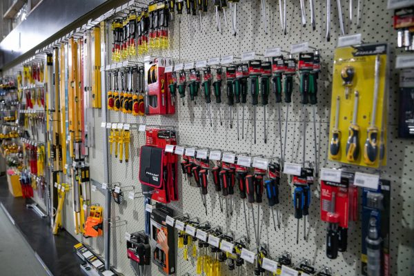 Dyers Road ITM sell a large range of hand tools and screwdrivers